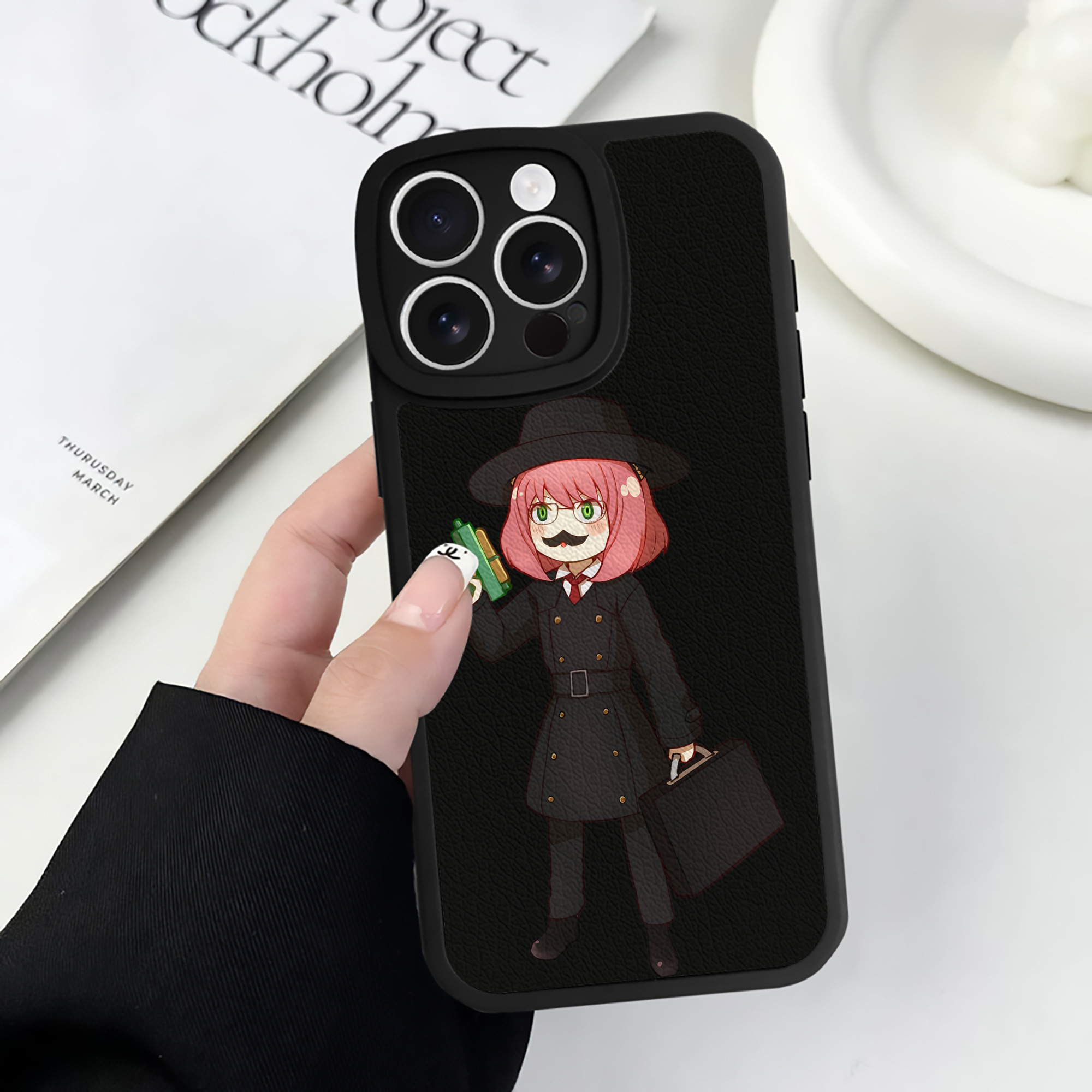 （画像用） SPY×FAMILY间谍家家酒 【iPhone 16シリーズ対応】シリコンスマホケース（レザー調） 材質：シリコン